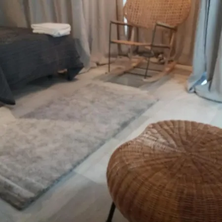 Apartment House Penthouse *